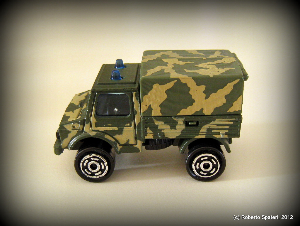 Majorette Mercedes Unimog (n.200 series)